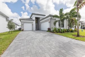 11002 Violet Meadow Street, Boynton Beach, FL 33473 Sold 02/03/25