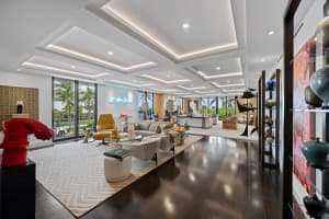 101 Worth Avenue 2a, Palm Beach, FL 33480 Sold 04/01/25