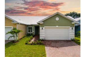 1805 Bridgepointe Circle 3, Vero Beach