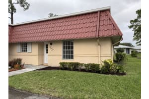 147 Amherst Lane, Lake Worth, FL 33467 Sold 05/12/25