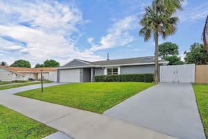3616 Avenue De Gien, Delray Beach, FL 33445 Sold 01/08/25
