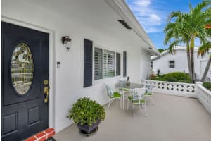 1102 Florentine Way Way, Boynton Beach, FL 33426 Sold 03/07/25