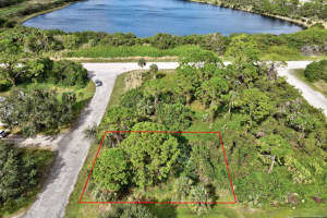 2526 95th Court, Vero Beach, FL 32966 Sold 02/03/25