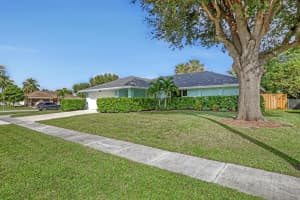 110 Sunflower Circle, Royal Palm Beach, FL 33411 Sold 01/14/25