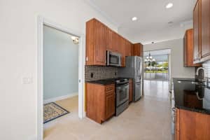 8589 Doverbrook Drive, Palm Beach Gardens, FL 33410 Sold 01/10/25