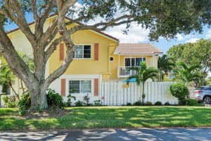 105 Seabreeze Circle, Jupiter, FL 33477 Sold 02/13/25
