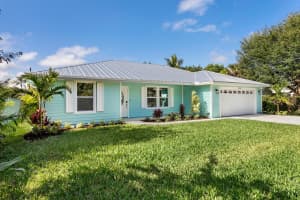 10600 Se Gomez Avenue Hobe Sound, FL 33455 - Off Market