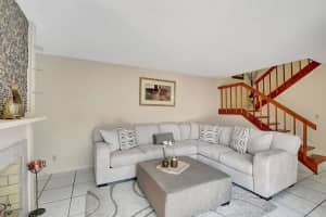 803 Springdale Circle, Palm Springs, FL 33461 Sold 03/07/25