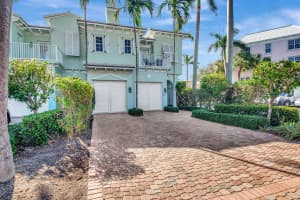 790 Andrews Avenue E104, Delray Beach, FL 33483 Sold 01/31/25