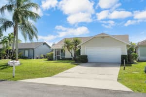 3952 SE Jacaranda Street, Stuart, FL 34997 Sold 01/21/25