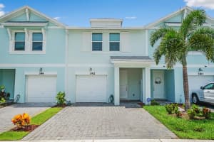 392 SE Sea Hunt Way, Stuart, FL 34994 Sold 08/01/25