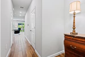 392 SE Sea Hunt Way, Stuart, FL 34994 Sold 08/01/25