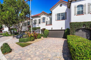 833 Estuary Way, Delray Beach, FL 33483 Sold 02/27/25