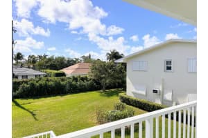 800 Horizons W 206, Boynton Beach, FL 33435 Sold 09/30/25