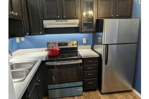 29 Pine Arbor Lane 104, Vero Beach, FL 32962 Sold 04/08/25