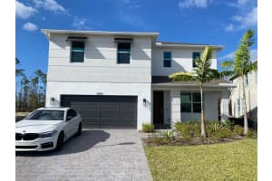 6800 SE Park Trace Drive, Stuart, FL 34997 Sold 01/24/25