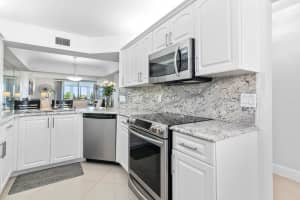 23277 Barwood Lane N 408, Boca Raton, FL 33428 Sold 03/17/25