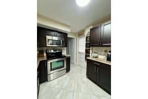 299 NW 52nd Terrace 422, Boca Raton, FL 33487 Sold 01/02/25