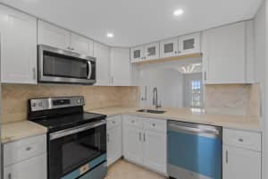 1101 Crystal Lake Drive 509, Deerfield Beach, FL 33064 Sold 06/10/25