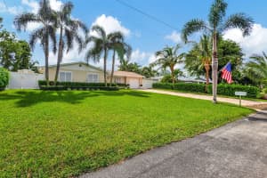 2036 Palmetto Road, West Palm Beach, FL 33406 Sold 03/31/25
