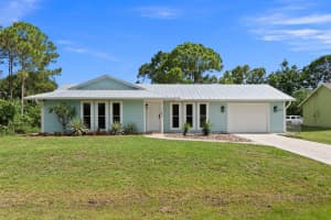 566 SW Fairview Avenue, Port Saint Lucie, FL 34983 Sold 12/20/24