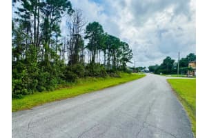 5814 Gillespie Avenue, Port Saint Lucie, FL 34986 - MLS#R11037374