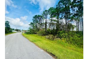 5814 Gillespie Avenue, Port Saint Lucie, FL 34986 - MLS#R11037374