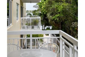 250 Bradley Place 306, Palm Beach