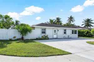 8100 SW 7th Court, North Lauderdale, FL 33068 Sold 01/16/25