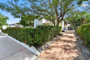 844 30th Court, West Palm Beach, FL 33407 Sold 03/21/25