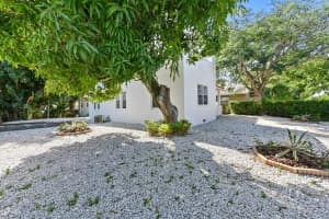 844 30th Court, West Palm Beach, FL 33407 Sold 03/21/25