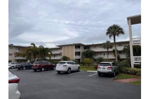 2811 S Garden Drive 207, Lake Worth