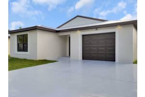 5 Joya, Fort Pierce