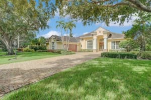 18530 SE Lakeside Drive, Tequesta, FL 33469 Sold 02/28/25