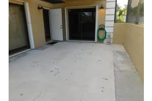 1482 N Lawnwood Circle 31d, Fort Pierce, FL 34950 Sold 04/09/25