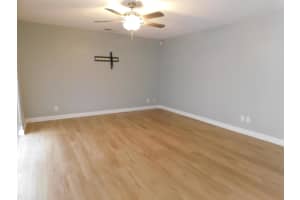 1482 N Lawnwood Circle 31d, Fort Pierce, FL 34950 Sold 04/09/25