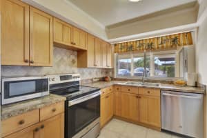 5510 Tamberlane Circle 146, Palm Beach Gardens, FL 33418 Sold 12/31/24