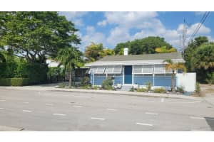 214 2nd Avenue N, Lake Worth Beach, FL 33460 Sold 03/31/25