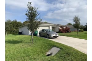 813 Landsdowne Drive, Sebastian, FL 32958 Sold 03/11/25