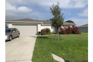 813 Landsdowne Drive, Sebastian, FL 32958 Sold 03/11/25