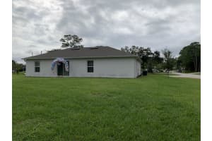 813 Landsdowne Drive, Sebastian, FL 32958 Sold 03/11/25