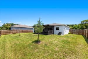 9171 100th Avenue Avenue, Vero Beach, FL 32967 Sold 01/21/25