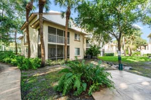 1304 Glenmoor Drive 1304, West Palm Beach, FL 33409 Sold 01/15/25