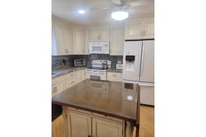 596 Laconia Circle, Lake Worth, FL 33467 Sold 12/27/24