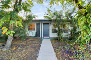 801 Snowden Drive, Lake Worth Beach, FL 33461 Sold 01/17/25