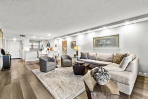12871 Briarlake Drive 102, Palm Beach Gardens, FL 33418 - MLS#R11037808