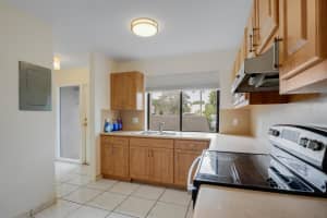 4376 Fountains Drive 4376, Lake Worth, FL 33467 Sold 03/04/25