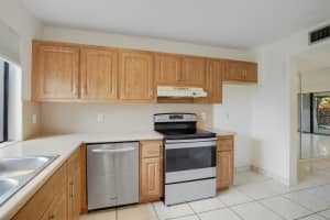4376 Fountains Drive 4376, Lake Worth, FL 33467 Sold 03/04/25