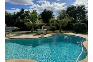 3914 Holly Drive, Palm Beach Gardens, FL 33410 Sold 03/19/25