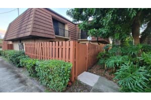 1302 Nebraska Avenue 10c, Fort Pierce, FL 34950 Sold 03/26/25